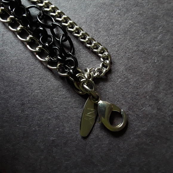 NY & CO BLACK ENAMEL MULTI CHAIN LINK STATEMENT NECKLACE - Picture 2 of 4